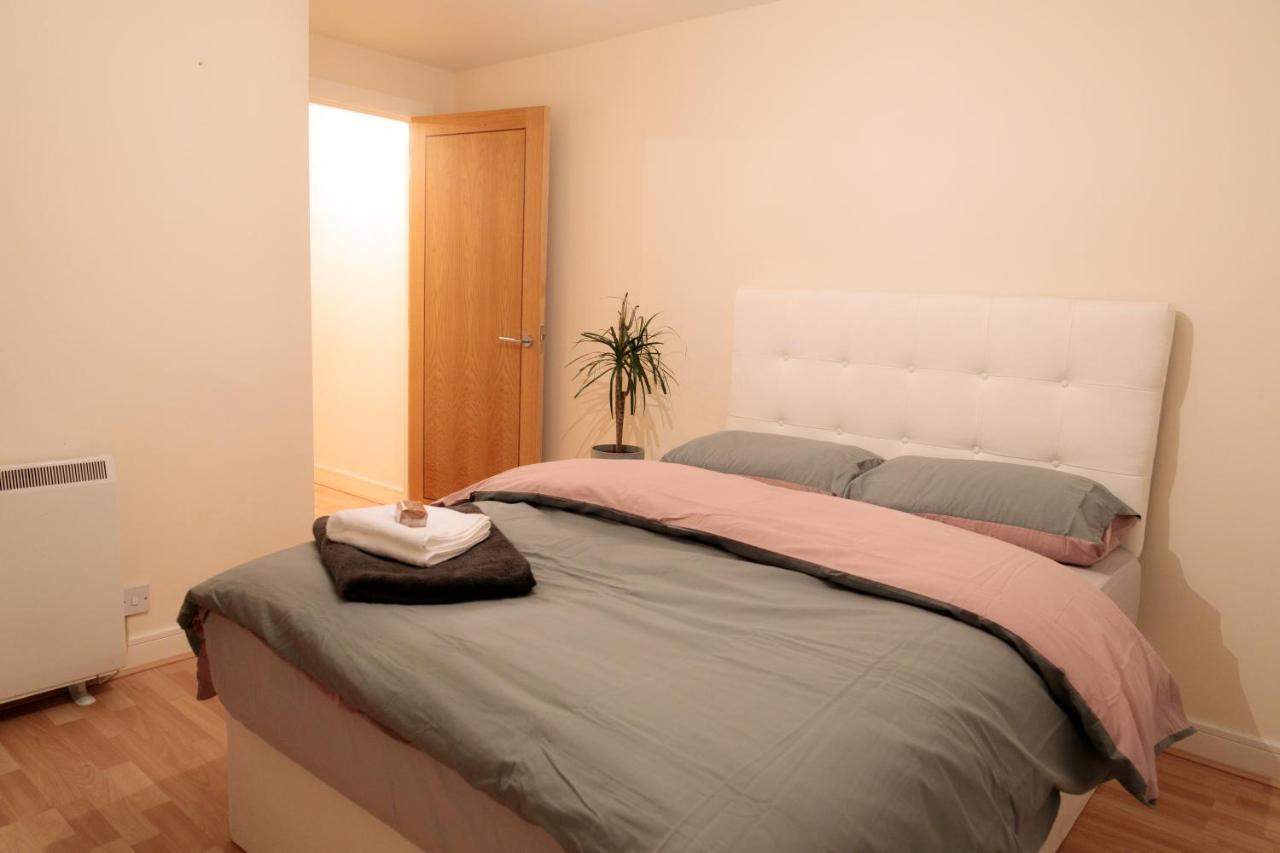 Central Bnb With Secure Parking Chester Exterior photo